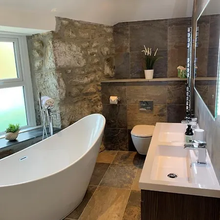 Modern Studio Apartment With Stunning Views! St Ives Exterior photo